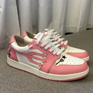 Limited Edition Valentines drop from @Pitch4ck on Instagram